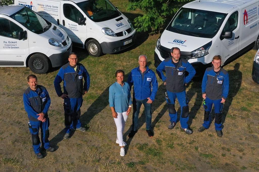 Mitarbeiter und Fahrzeuge Firma Eckert
